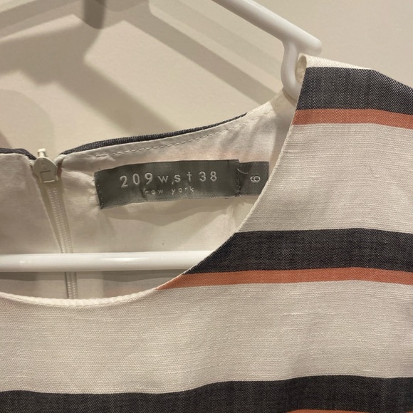 209 WST 38 Street Dress Size 6 Like New - Picture 3 of 7